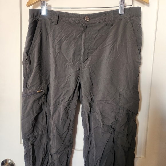 Men's Gray Cargo Pants - Picture 4 of 11